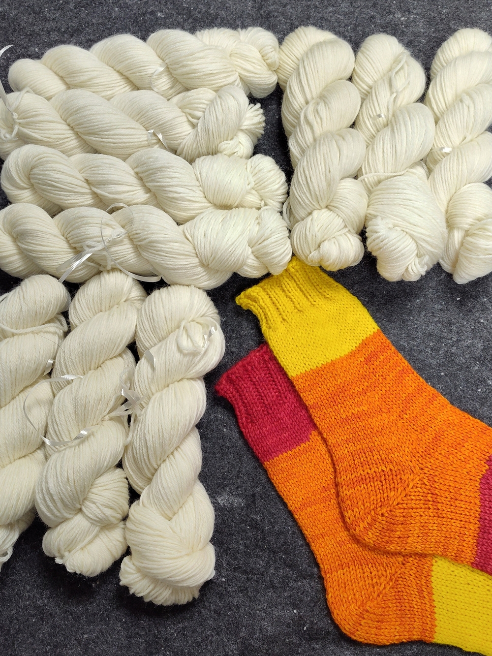 10*100g 100% Superwash Merino Wool Yarn